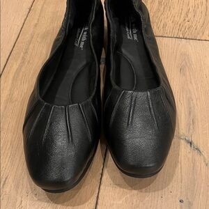 Cold water creek black leather ballet flats 10